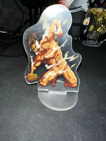 진격의 거인 엘렌 예거 x 버거킹 아크릴 스탠드