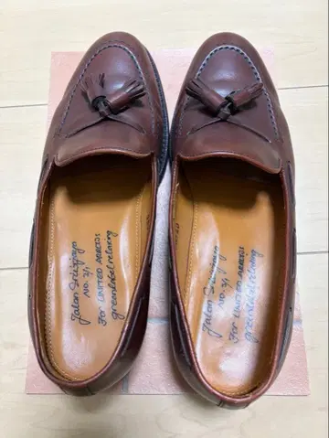 태슬 장식 브라운 가죽 슈즈 EDWARD40 United arrows