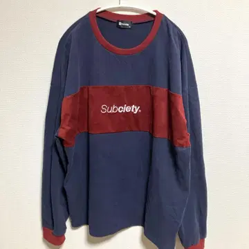 Subciety 맨투맨 새상품급 바이컬러 자수 로고