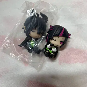 어깨 쿵 마레우스 리리아