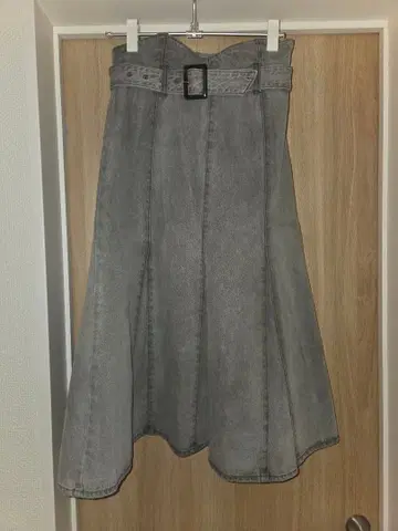 PROPORTION 데님 플레어 스커트 벨트 포함