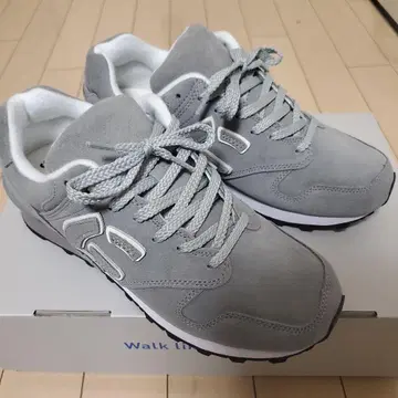 그레이 스웨이드 스니커즈