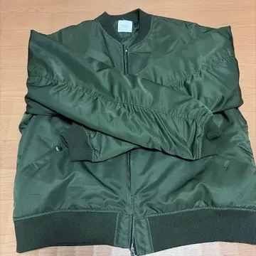 MA-1 BROWNY VINTAGE 올리브색 플라이트 자켓 겨울 의류