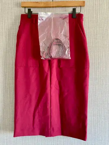 [컨디션 최상] BOSCH 보쉬*벨트 포함 롱 타이트 스커트 36