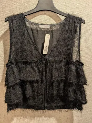 rb by ROSE BUD 프릴 베스트 블랙 F