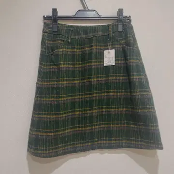 미사용 새상품 어스뮤직에코로지 그린 미니 기장 스커트 M