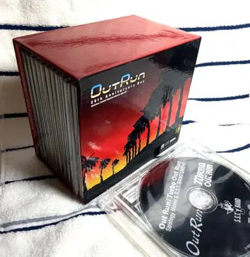 OutRun 20주년 기념 박스 (미개봉 특전 DVD 포함)