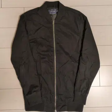 짧은 기장에 질린 당신에게 TOPMAN 블랙 자켓 ma1 코튼 100%