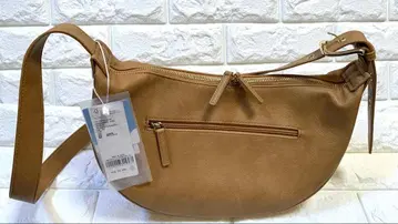 [미사용 새상품 택] GLOBALWORK 글로벌 워크 베이지 숄더백