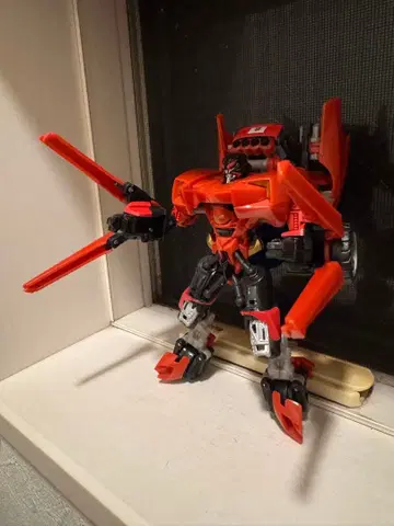 트랜스포머 리벤지 오토봇 스워브