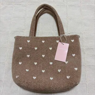 미사용 새상품 러브리 하트 백 베이지