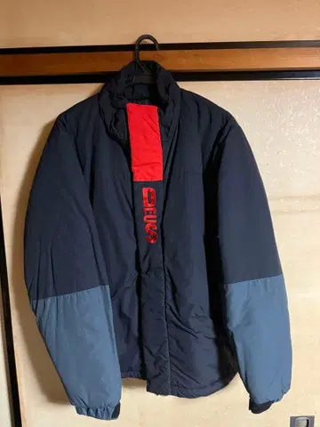 DEUS 스노우 자켓 네이비/그레이/레드