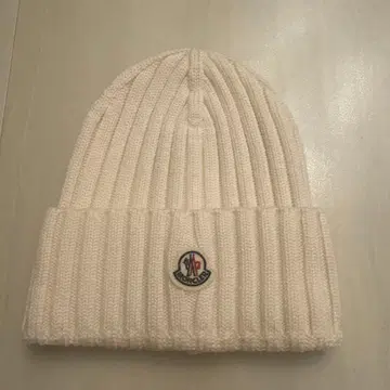 MONCLER 화이트 니트 모자 비니
