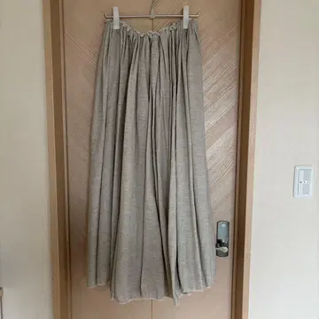 ETRE TOKYO 더블 크로스 볼륨 스커트