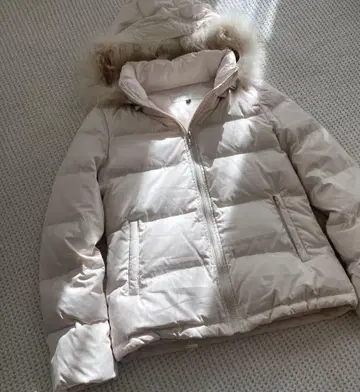 새상품급 바디 드레싱 퍼 달린 다운 M