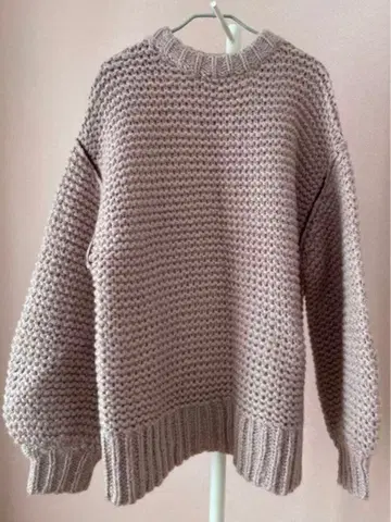 12/27 남은 30분 세일 새상품급 Mila Owen 니트