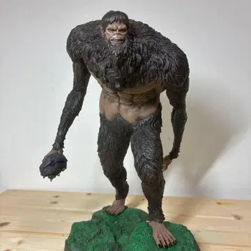 짐승의 거인 A상 재도색