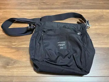 마리메꼬 블랙 숄더백