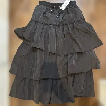 미사용 새상품 위고 WEGO 롱 스커트 캉캉 스커트 블랙