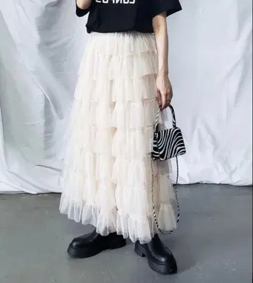 me+emselect 튤 프릴 볼륨 스커트 아이보리 M