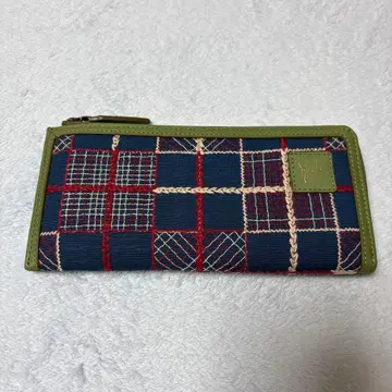 미사용 새상품 시빌라 sybilla 콰드로스 장지갑 그린