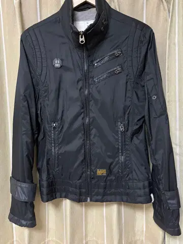 지스타 블랙 자켓 스탠드 카라