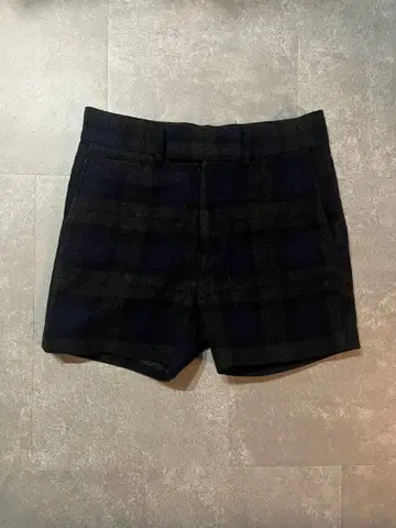 MR. GENTLEMAN 체크 무늬 숏팬츠