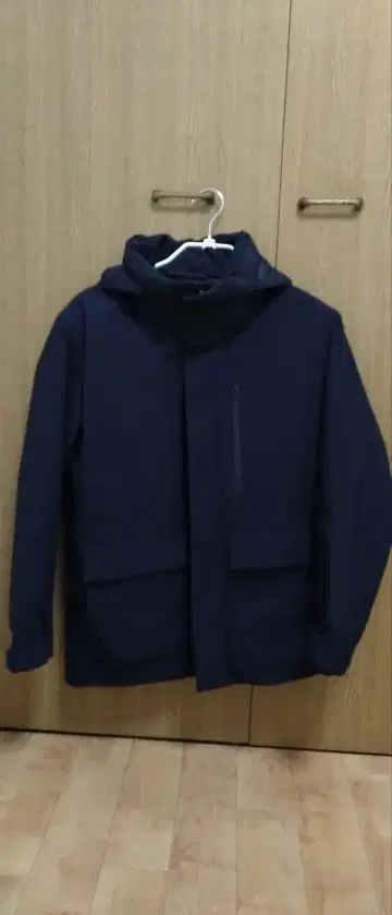 유니클로 하이브리드 다운 파카