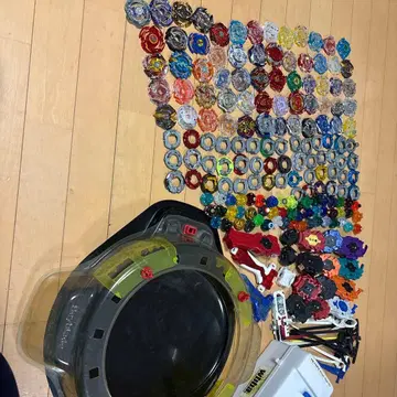 베이블레이드 버스트 세트 약 100개 + 배틀 스타디움