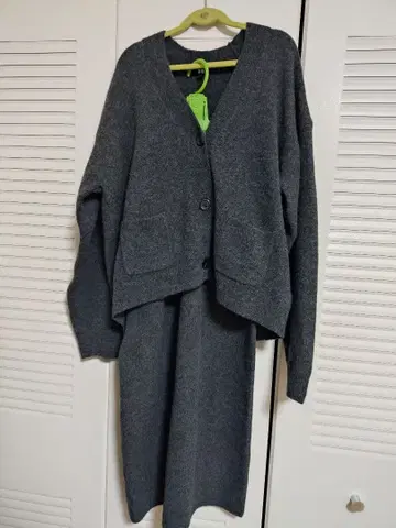 유니클로 수플레얀 셋업 그레이