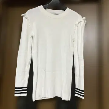 BORDERS & BALCONY 화이트 긴팔 T셔츠