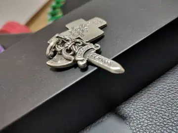 실버 925 크로스 x 대거 디자인 펜던트 탑 중고