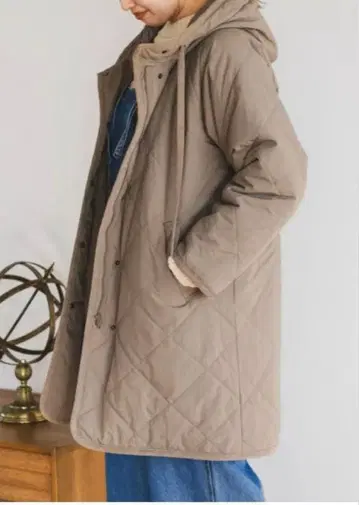 스튜디오 클립 후드 부착 퀼팅 코트