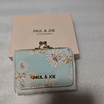 PAUL & JOE 꽃무늬 3단 폴더형 지갑