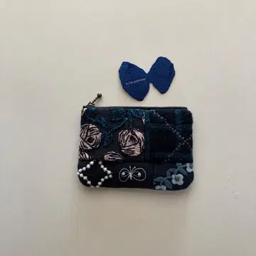 핸드메이드 미나 페르호넨 파우치