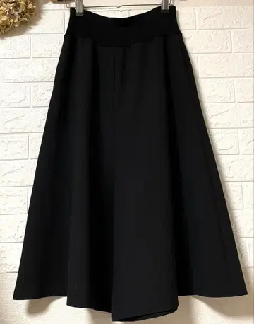 BEARDSLEY 허리 리브 큐롯 팬츠 개럴개런트