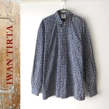 새상품급 인도네시아산 IWAN TITRA 올 패턴 코튼 긴팔 셔츠 L