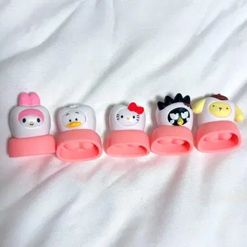 금니 외 컴플리트! 산리오 캐릭터 치아 가챠가챠