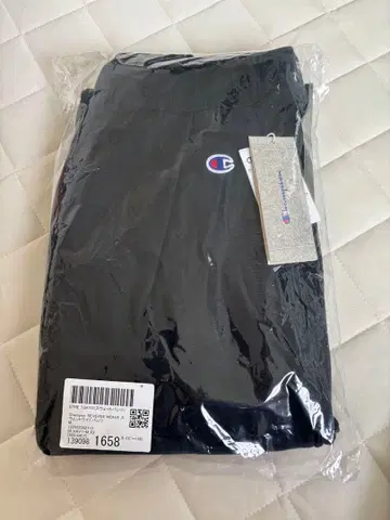 새상품 ETRE TOKYO x Champion 맨투맨 와이드 팬츠