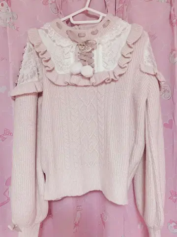 LIZLISA 스핀들 폼폼 니트탑