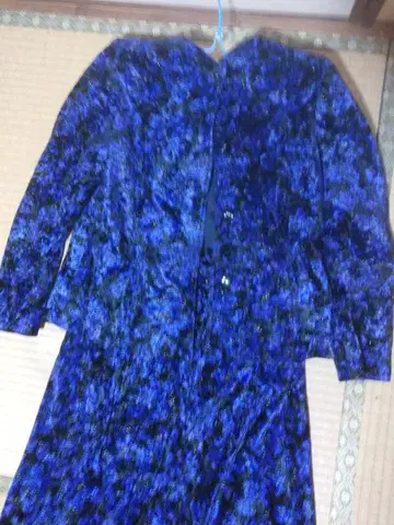 보라색 벨벳풍 수트