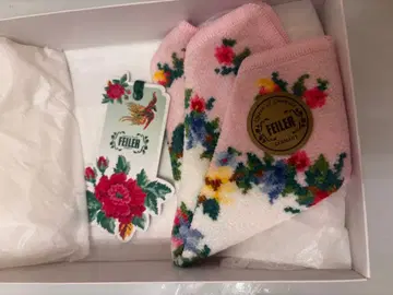 FEILER 꽃무늬 손수건과 파우치 세트