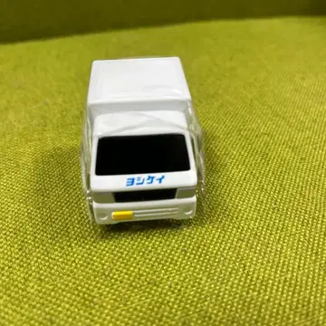토미카 요시케이 미니카 화이트