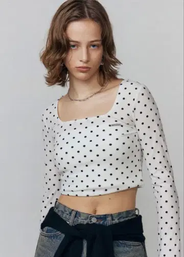 EMOD 시어 벨로아 플레이트 크롭탑