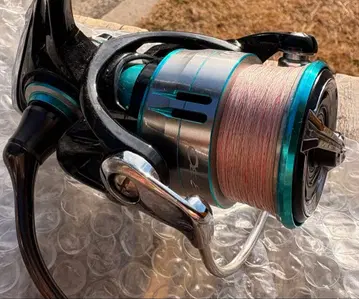 다이와 에메랄다스 LT2500s-DH