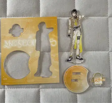 아카라이토 아크릴 스탠드