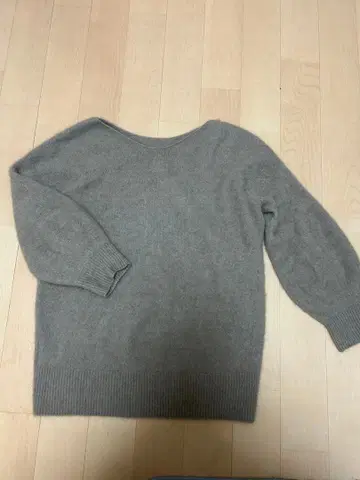 핑키&다이앤 라쿤 벌룬 슬리브 스웨터