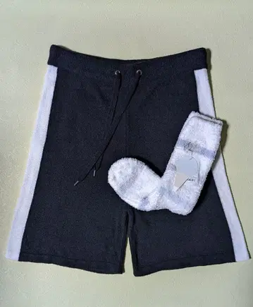 젤라또피케 하프 팬츠 & 삭스