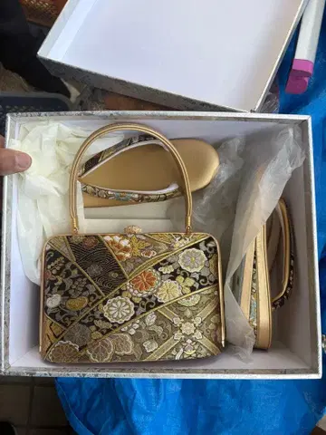 일본 의류용 가방과 조리 세트