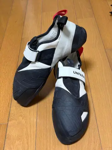 UNPARALLEL 클라이밍 신발 큐비트